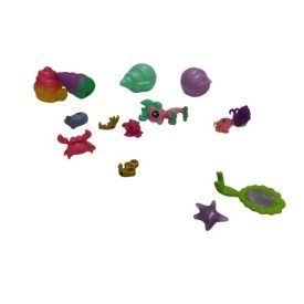 13 db kisméretű tengeri figura (kagyló, halacska, stb)