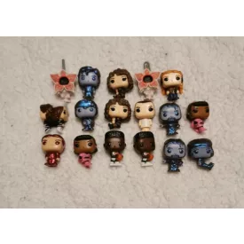 Minifigurák, 17 db egyben - Stranger Things - ÚJ