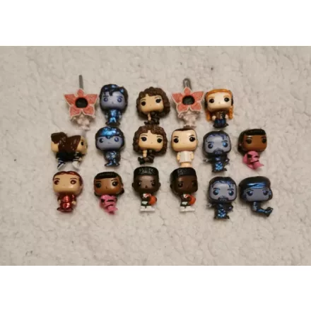 Minifigurák, 17 db egyben - Stranger Things - ÚJ
