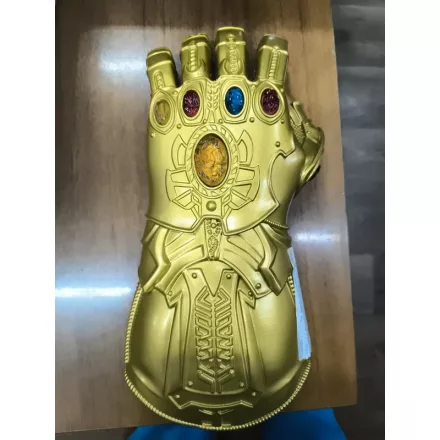 Gyerek méretű világító Thanos kesztyű - Marvel  - ÚJ