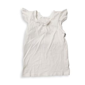 122-es fehér fodros póló