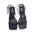 41-es fekete pántos szandál - Pull & Bear