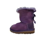 25-ös lila velúr kiscsizma - UGG