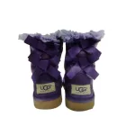 25-ös lila velúr kiscsizma - UGG