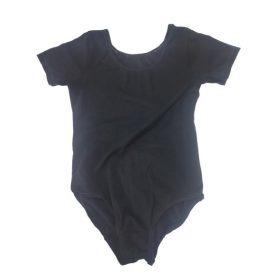 164-es fekete rövid ujjú tornadressz, tornaruha