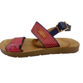   36-os sötétkék-piros szandál (nem az a márkája, mint a tetején van)