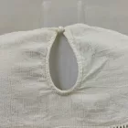 Női S-es törtfehér hímzett géz anyagú blúz