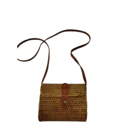 Kis szalmatáska, ridikül