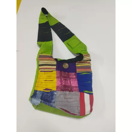 Színes textil válltáska, bohém táska