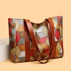 Barna patchwork mintás női műbőr táska, ridikül - ÚJ