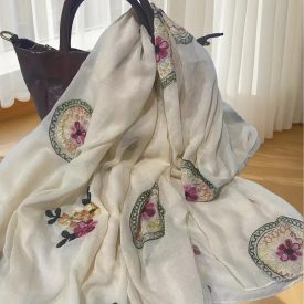 Törtfehér hímzett virágos muszlin kendő, sál - ÚJ