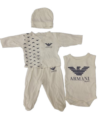 56-os fehér bébi 4 részes szett - Armani